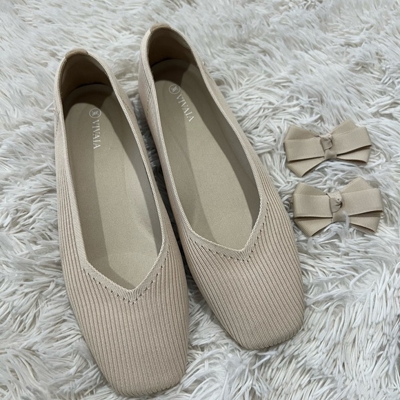 Vivaia Square-Toe V-Cut Flats (Margot 2.0) with bow - Size 41.5 US 10-10.5 - Picture 4 of 8